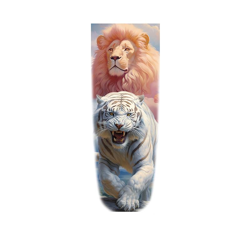 Lion & White Tiger