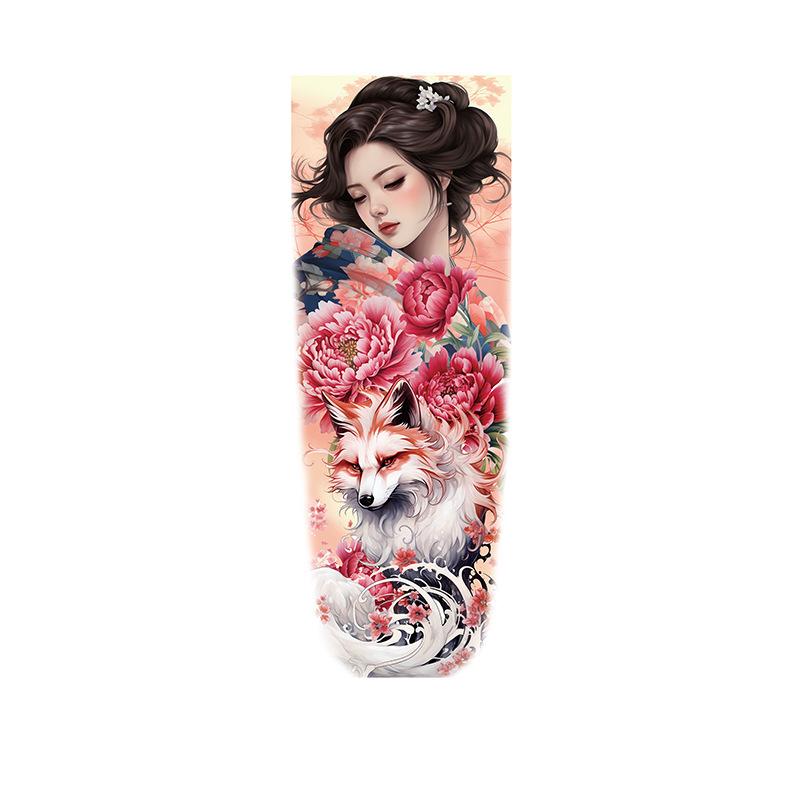 Peony Fox Geisha in Waves